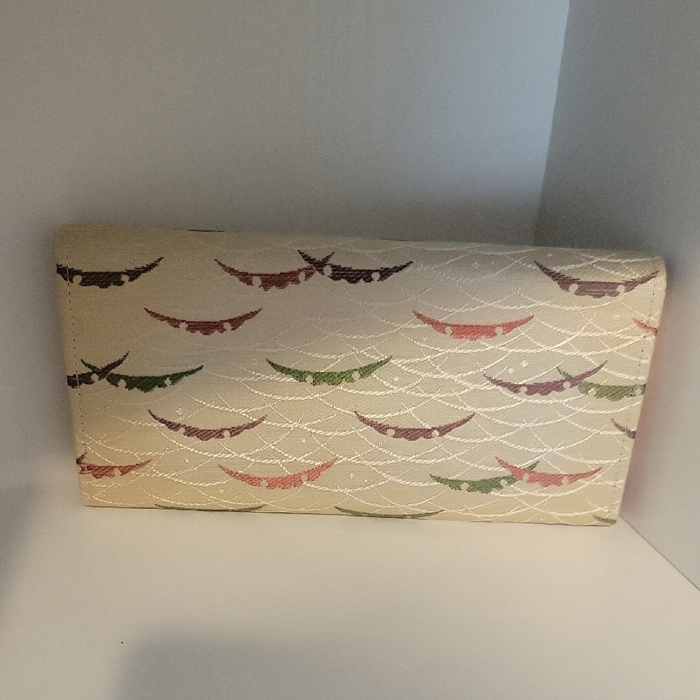 Shiseido Cream Fold-Over Wallet Multicolor Arc Motif snap closure - Picture 2 of 8